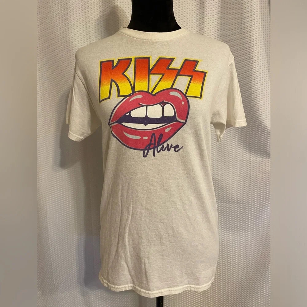 KISS Alive graphic lips short sleeve rock & roll music tee t-shirt size small